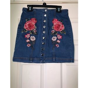 Flower embroidered button-up jean skirt